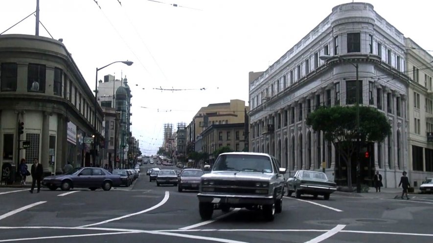 1989 Chevrolet Suburban Silverado [R-2500]