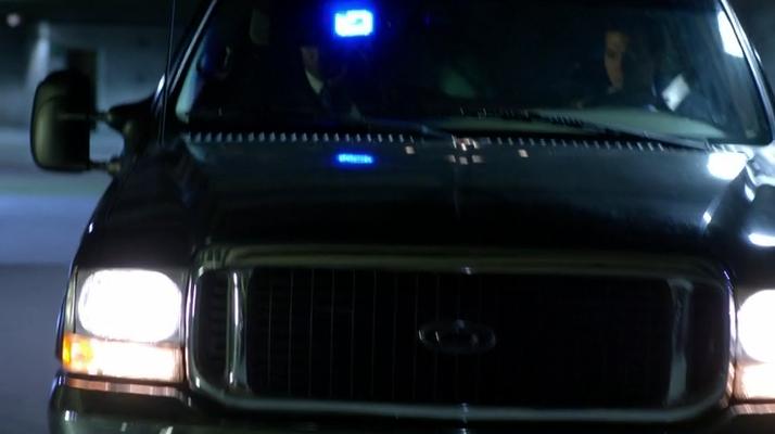 2002 Ford Excursion [UW137]