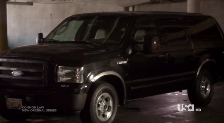 2005 Ford Excursion [UW137]