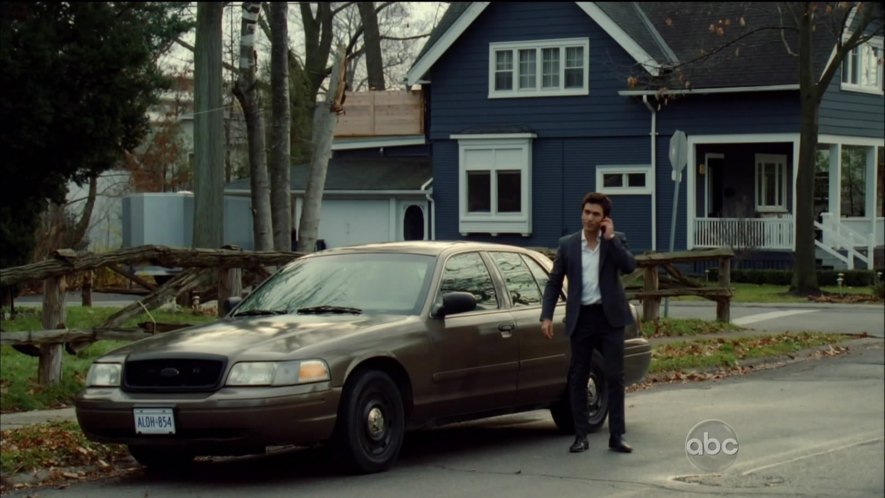 2003 Ford Crown Victoria