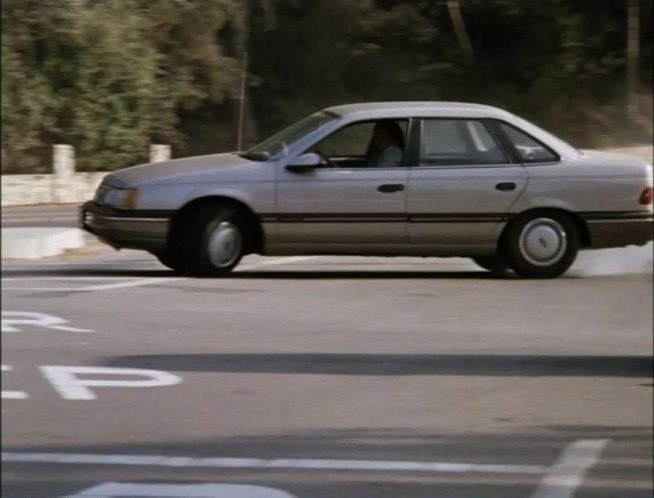 1989 Ford Taurus [DN5]