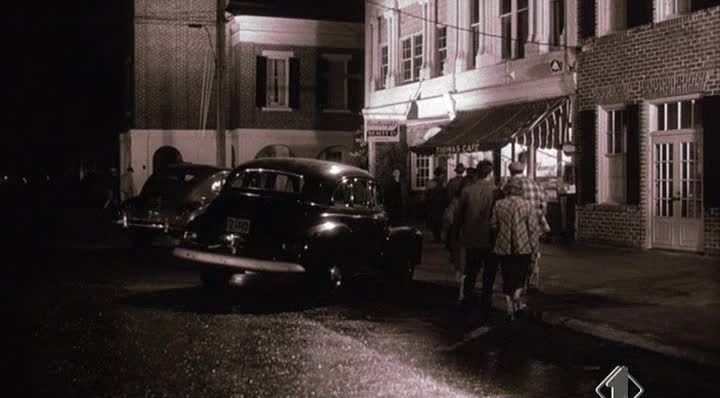 1941 Chevrolet Special De Luxe Sport Sedan