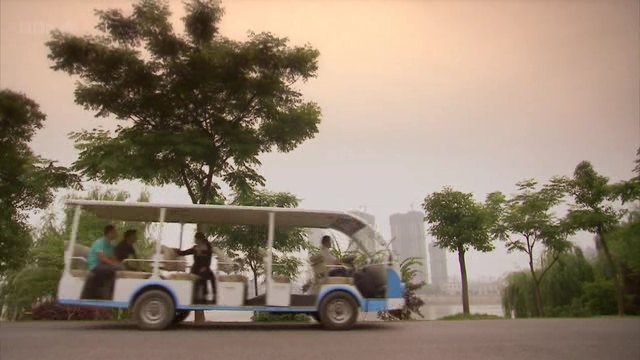 unknown Electric Sightseeing Tour Bus