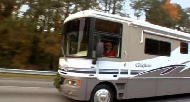 2002 Winnebago Chieftain on Workhorse W22 chassis