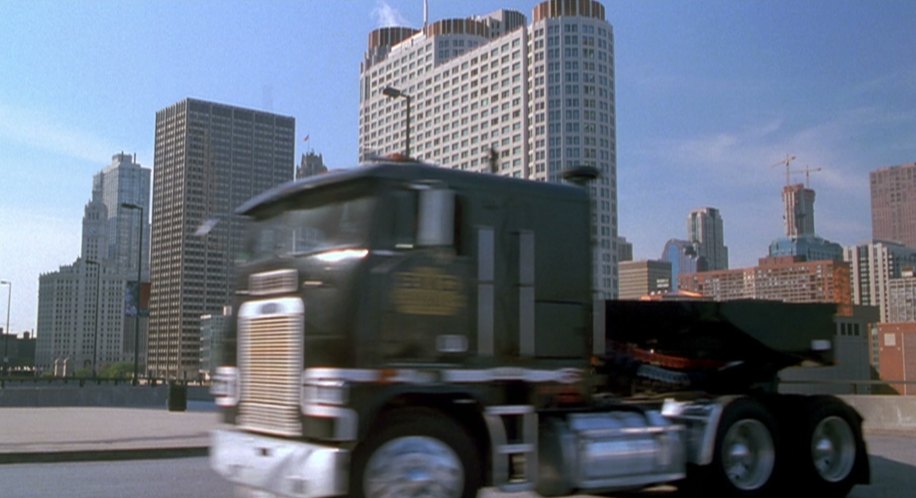 1984 Freightliner FLA