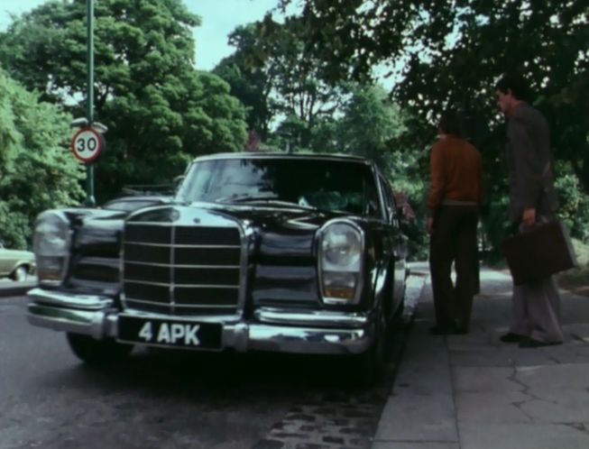 Mercedes-Benz 600 Pullman [W100]