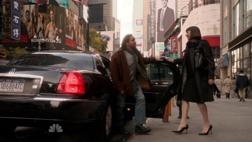 2003 Lincoln Town Car