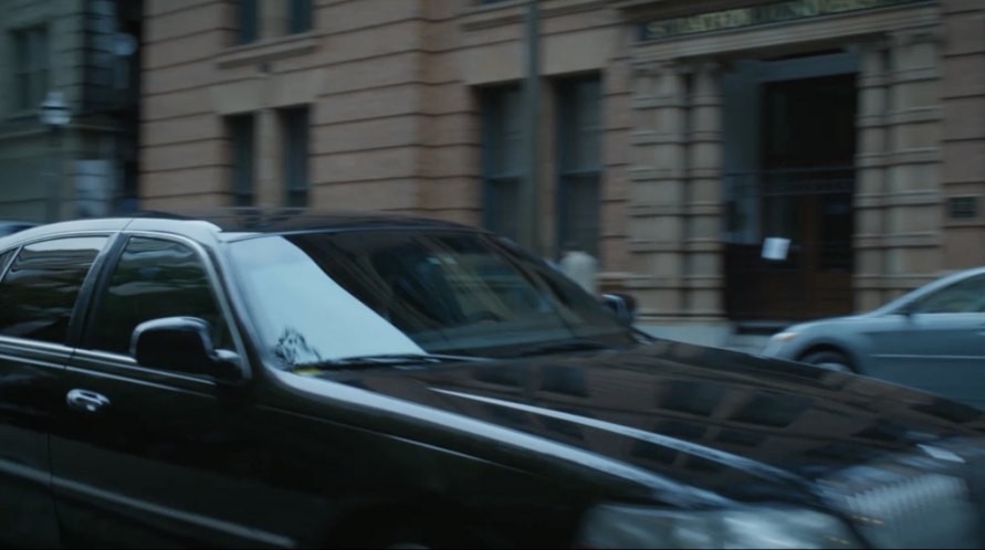 2003 Lincoln Town Car Executive L