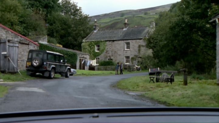 Land-Rover Defender 110 Station Wagon