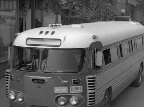 1950 Flxible VisiCoach