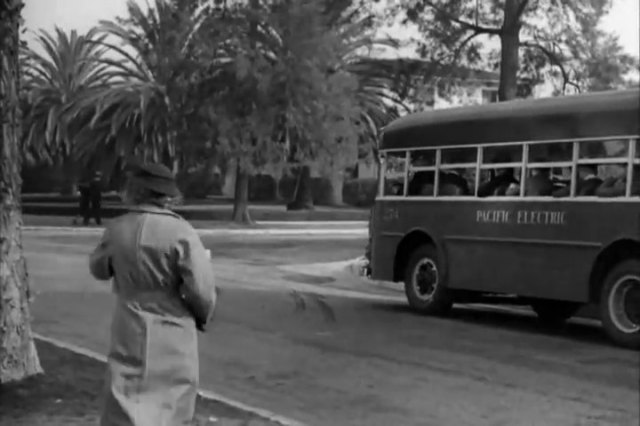 1933 Yellow Coach 709