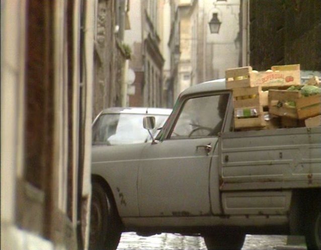 Peugeot 404 Camionnette Bâchée