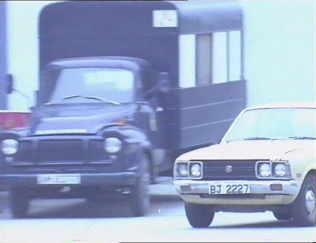 Bedford J3