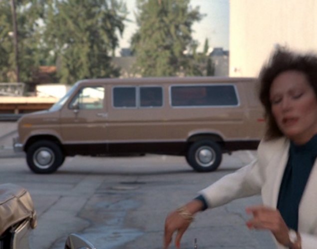 1982 Ford Club Wagon Super Wagon [E-350]