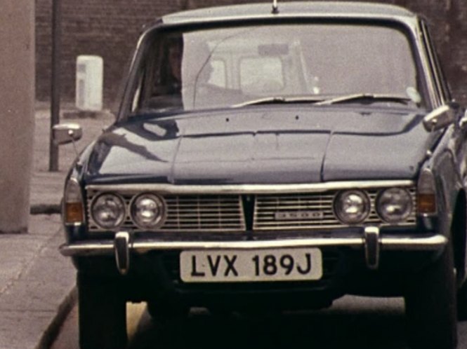 1971 Rover 3500 with Mk1 grille MkII [P6B]