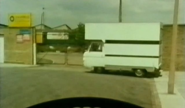 1968 Commer 1500 Luton van [PB]