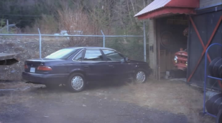 1993 Ford Taurus GL [DN5]