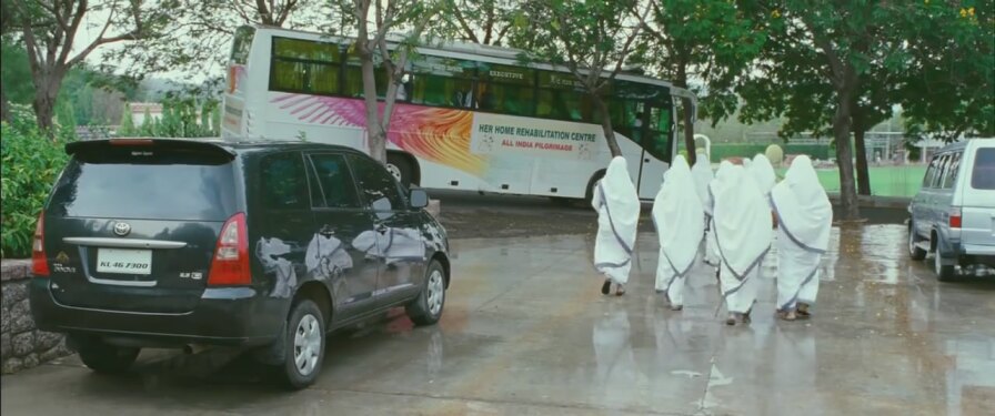 2005 Toyota Innova [AN40]