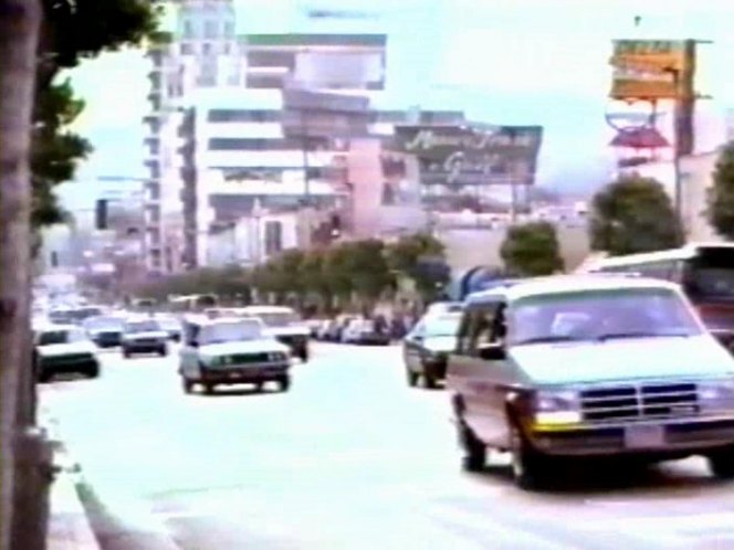 1987 Dodge Caravan [AS]