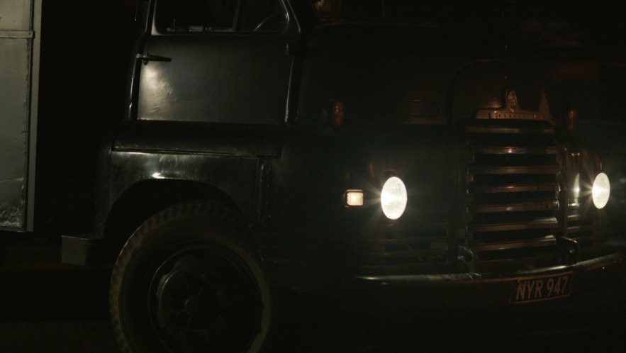 1953 Bedford S-Type Pantechnicon converted from fire hose carrier