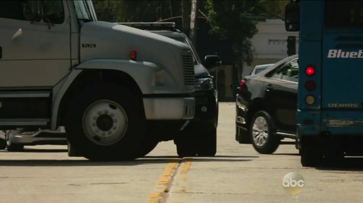 1998 Freightliner FL 70