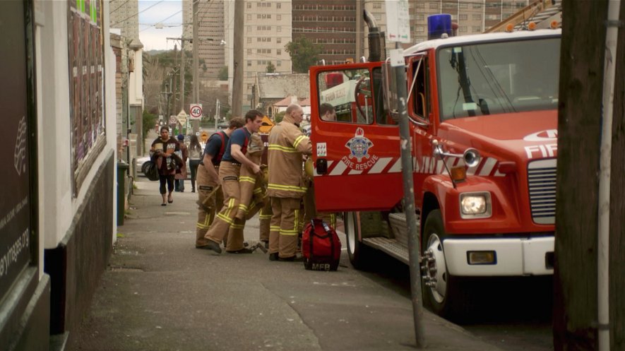 1998 Freightliner FL 80