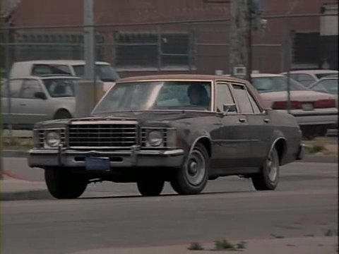 1975 Ford Granada