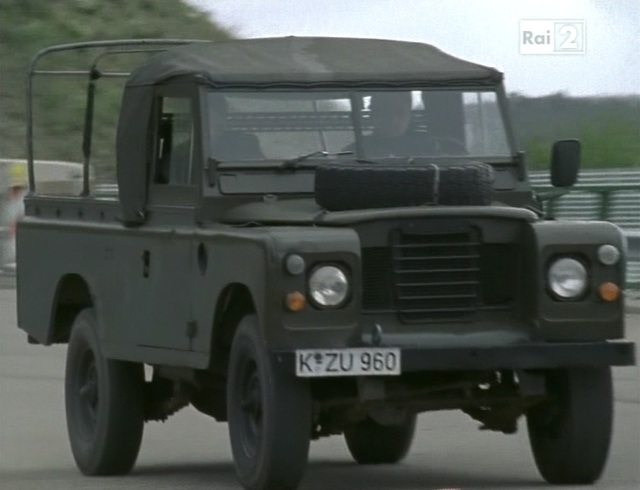 Land-Rover 109'' Series III Soft-Top