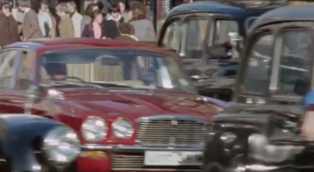 1973 Jaguar XJ6 [Series II]