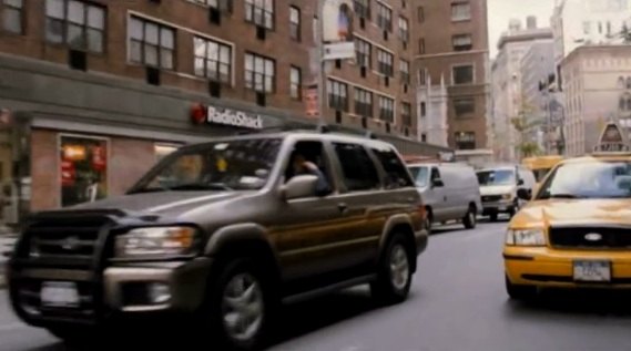 2001 Nissan Pathfinder LE [R50]