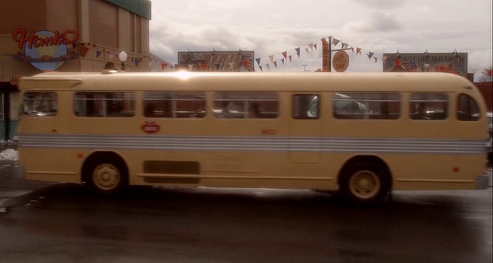 Twin Coach 41-S