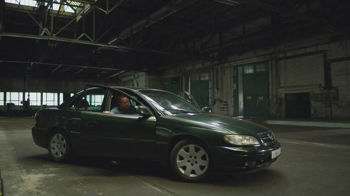 2000 Opel Omega [B]