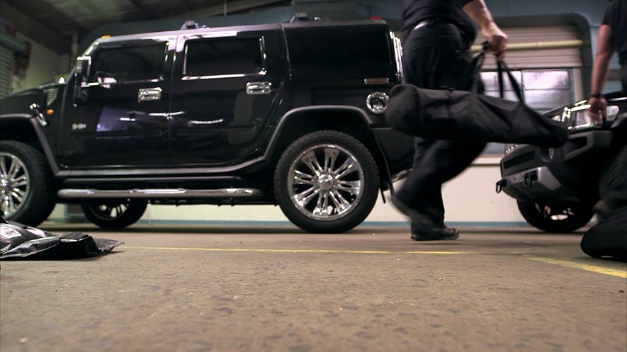 2003 Hummer H2 [GMT820]