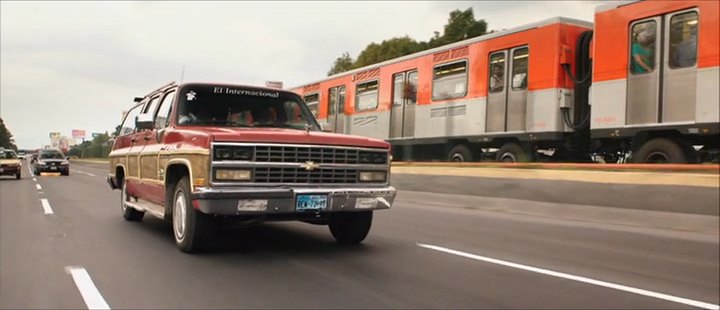 1989 Chevrolet Suburban Silverado [R-1500]