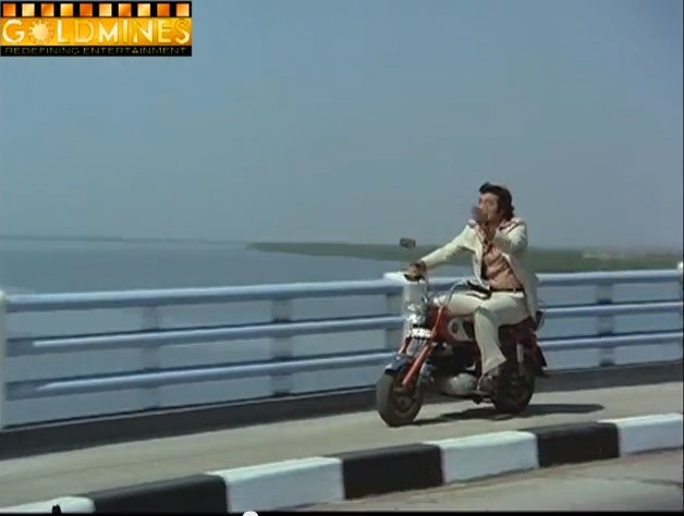 Rajdoot GTS 175 Bobby