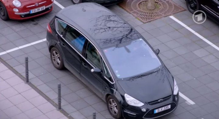 2010 Ford S-Max Titanium MkI [CD340]