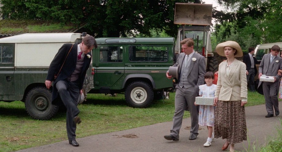 Land-Rover Defender 110 Station Wagon County