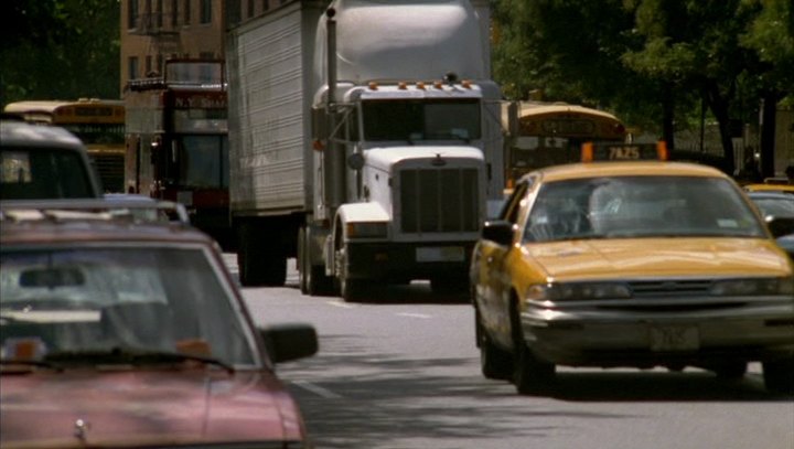 1987 Peterbilt 377