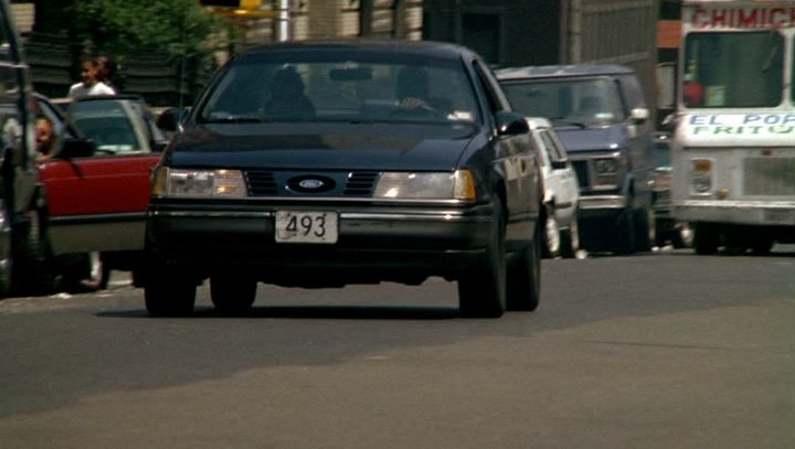 1990 Ford Taurus 'Police Package' [DN5]