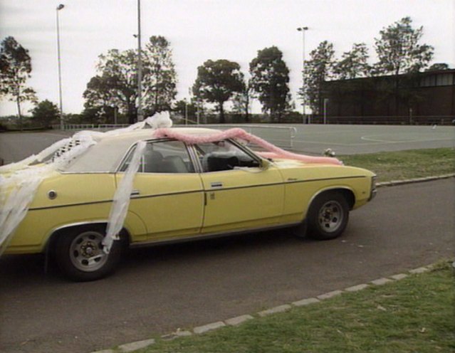 1974 Ford Fairlane [ZG]