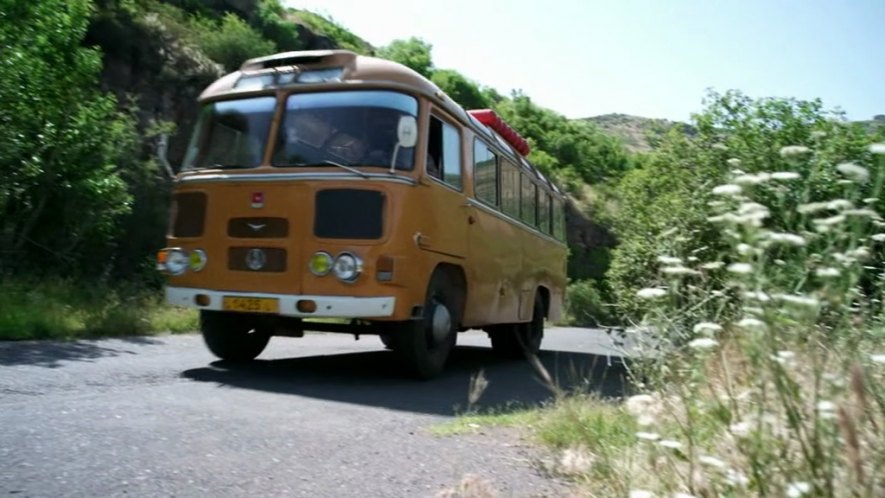 PAZ 672 Zh