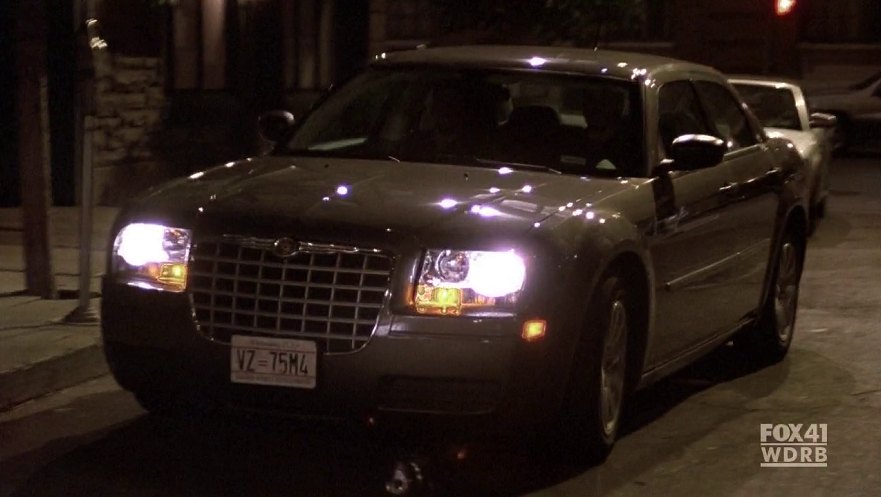 2005 Chrysler 300 [LX]