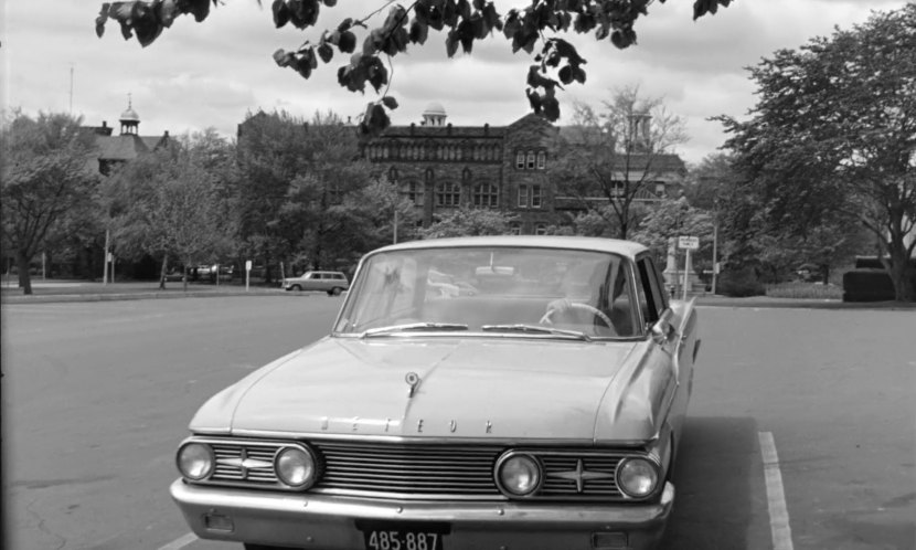 1961 Meteor Rideau 2-door Sedan