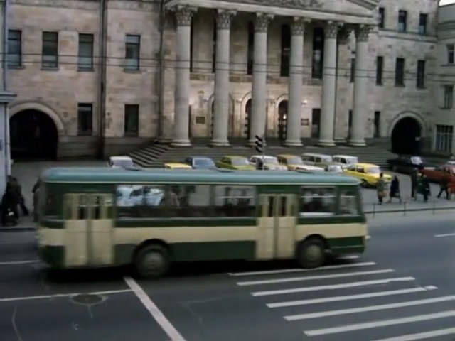1968 LiAZ 677