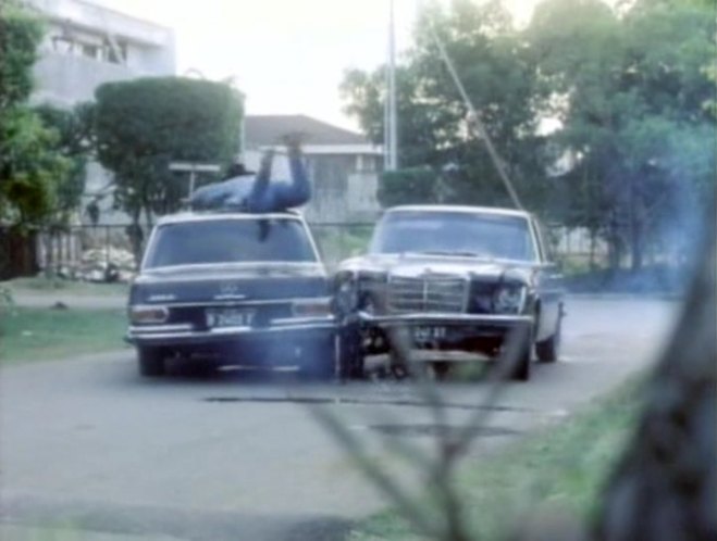 Mercedes-Benz [W115]