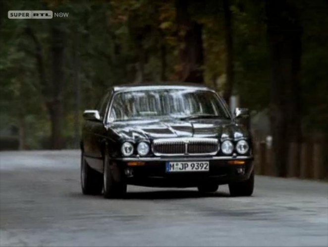 1998 Daimler Super V8 [X308]