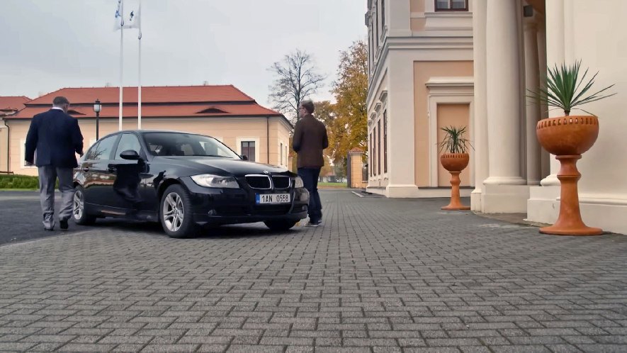 BMW 3 [E90]