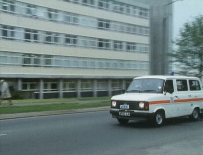 1985 Ford Transit Minibus Police MkII