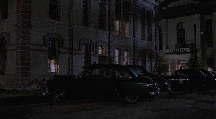 1949 Pontiac Chieftain 4-Door Sedan