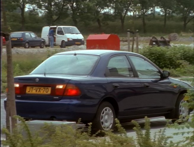 1995 Mazda 323 1.8i GLX [BA]